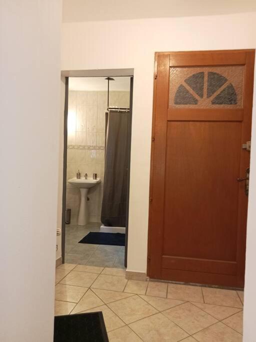 Perle Rare F1 De 43 M Quartier Historique. Apartment Moulins  Ngoại thất bức ảnh
